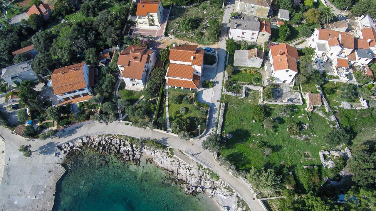 Apartments Del Sole Nerezine Exterior photo